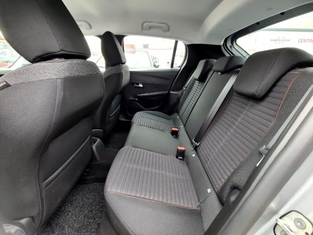 PEUGEOT 208 usata, con Boardcomputer