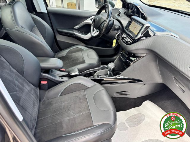 PEUGEOT 2008 usata, con Interni in pelle