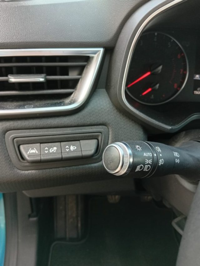 RENAULT Clio usata, con Touch screen