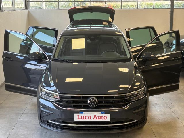 VOLKSWAGEN Tiguan usata, con ABS