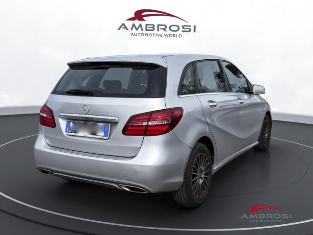 MERCEDES-BENZ B 180 usata 2