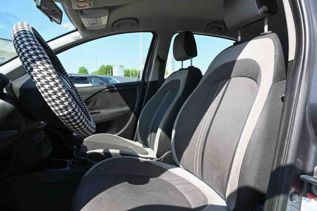 FIAT Punto usata, con USB