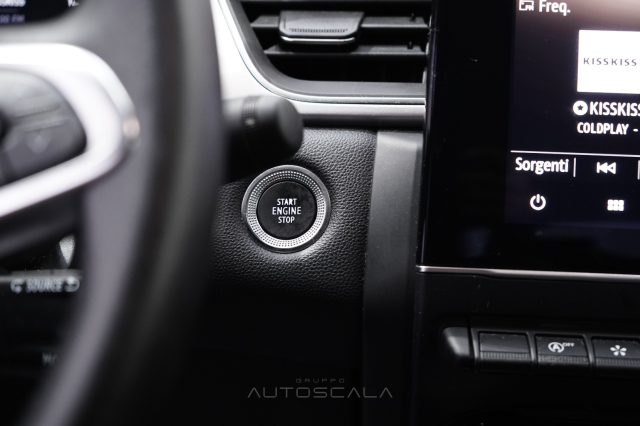 RENAULT Captur usata, con Sensori di parcheggio posteriori