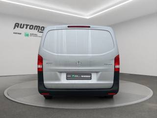 MERCEDES-BENZ Vito usata, con Cruise Control