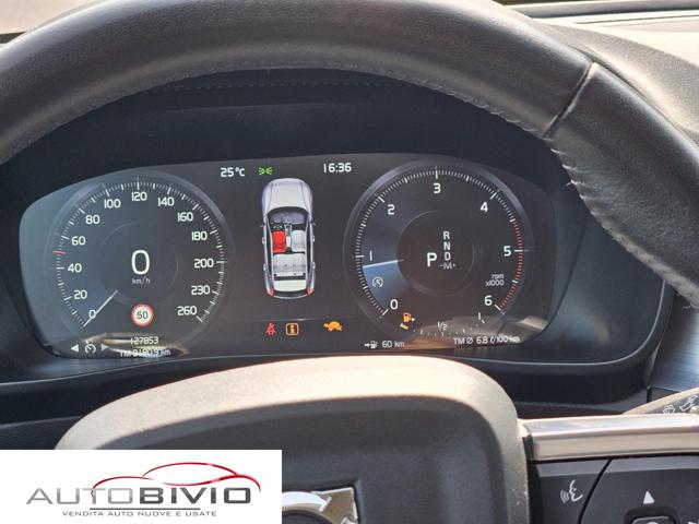 VOLVO XC40 usata, con Touch screen