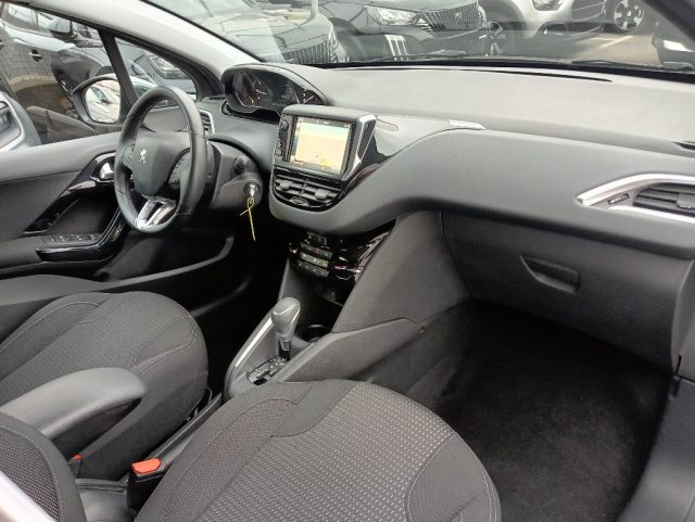 PEUGEOT 208 usata, con Servosterzo