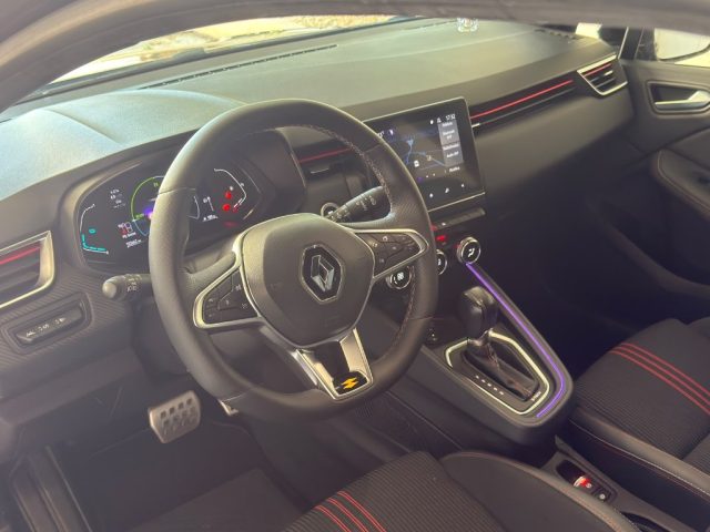 RENAULT Clio usata, con Sedile posteriore sdoppiato