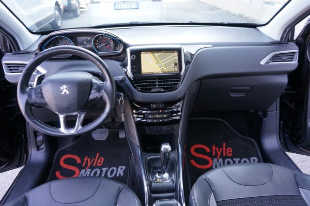 PEUGEOT 2008 usata, con Autoradio