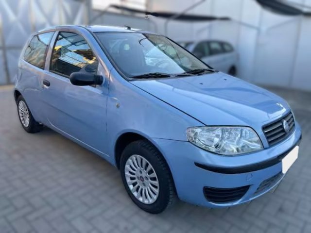 FIAT Punto usata, con ABS