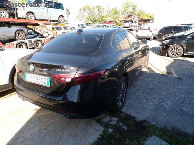 ALFA ROMEO Giulia usata, con Airbag laterali