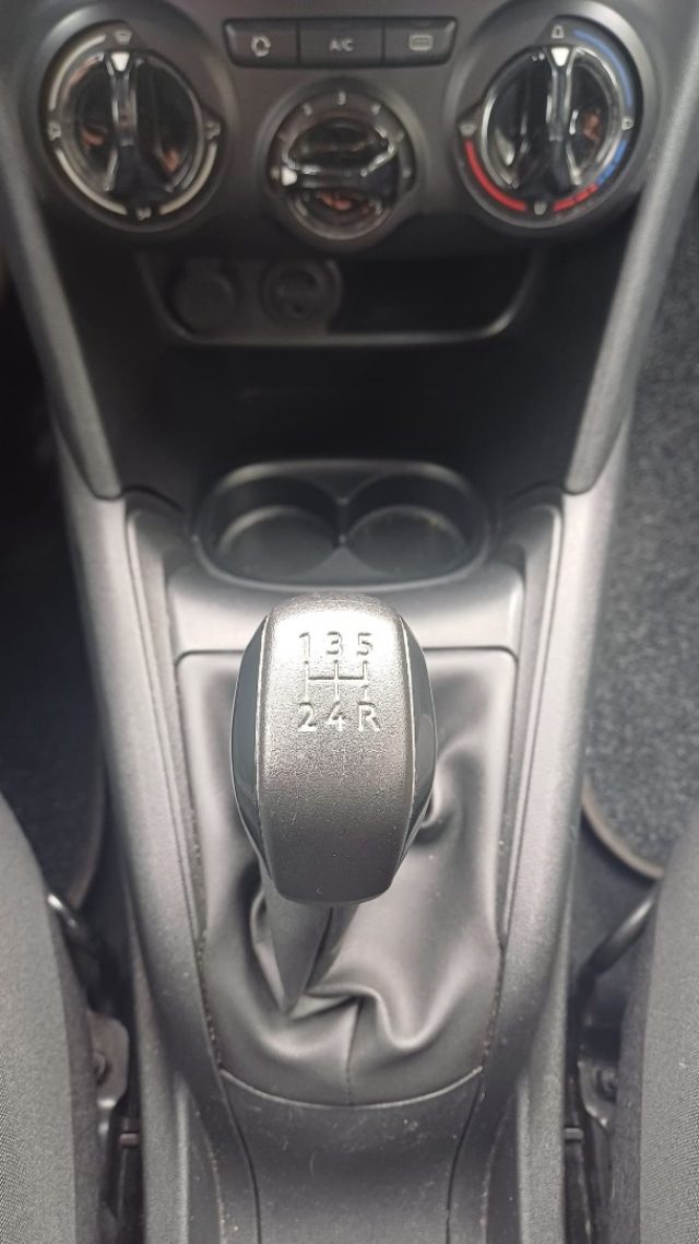 PEUGEOT 208 usata, con ESP