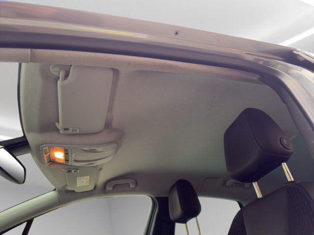 OPEL Crossland X usata 20