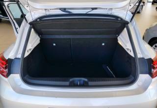 RENAULT Clio usata, con Sensore di pioggia