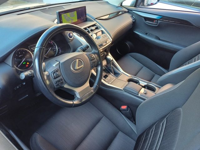 LEXUS NX 300 usata, con Sedile posteriore sdoppiato