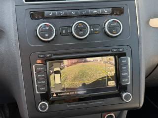 VOLKSWAGEN Touran usata, con Fari Xenon