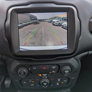 JEEP Renegade usata, con USB
