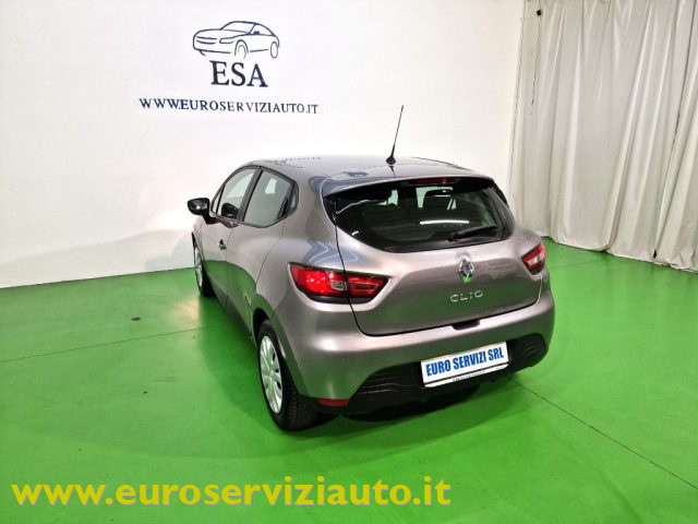 RENAULT Clio usata, con Controllo trazione