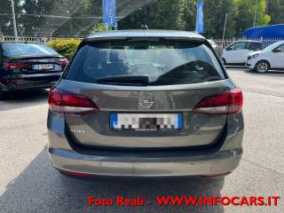 OPEL Astra usata, con Climatizzatore