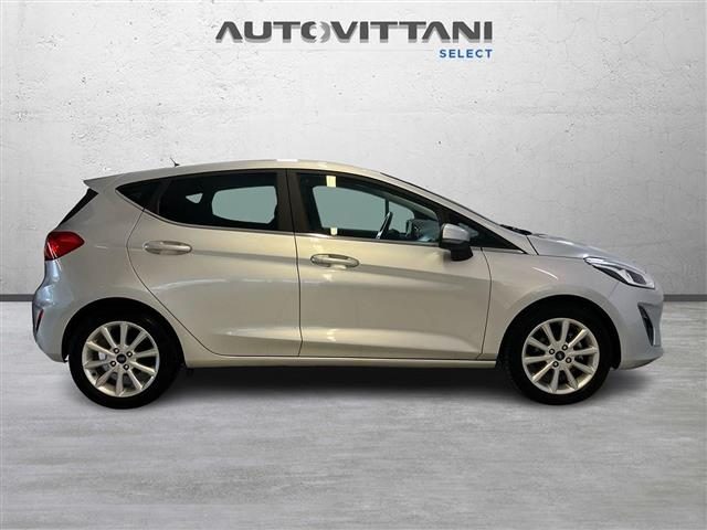 FORD Fiesta usata, con Autoradio