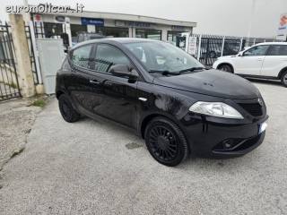 LANCIA Ypsilon usata, con ESP