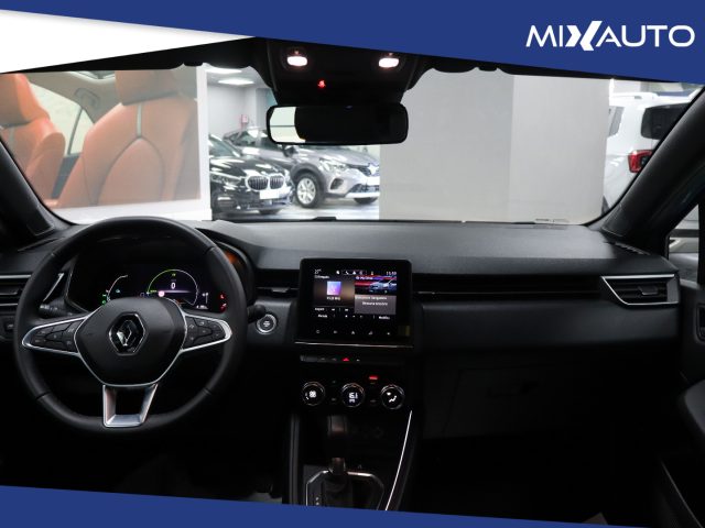 RENAULT Clio usata, con Controllo automatico clima
