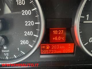 BMW 318 usata, con Fari Xenon