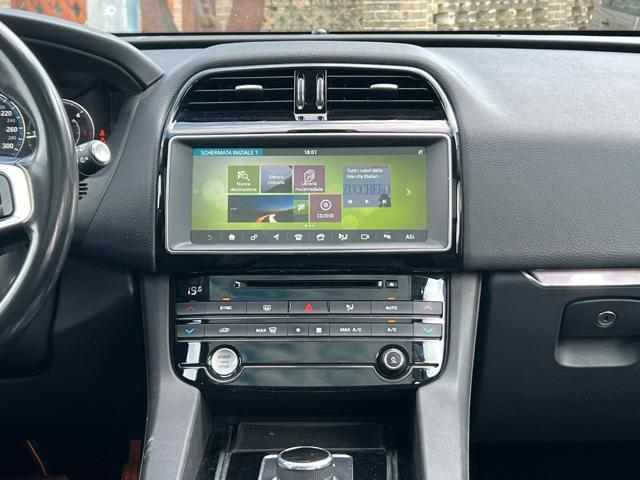 JAGUAR F-Pace usata, con Controllo automatico clima