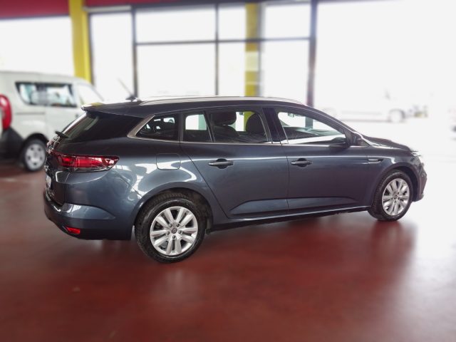 RENAULT Megane usata, con Autoradio