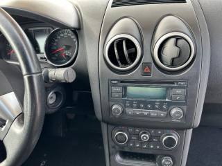 NISSAN Qashqai usata, con Sensori di parcheggio posteriori