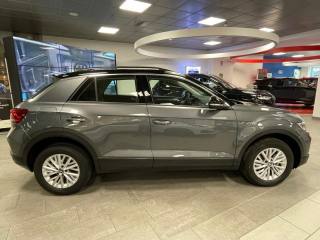 VOLKSWAGEN T-Roc usata, con Volante in pelle