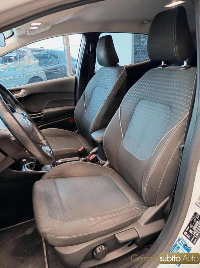 FORD Fiesta usata, con Bluetooth