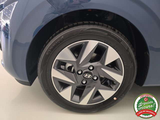 HYUNDAI i10 usata, con Sensori di parcheggio posteriori