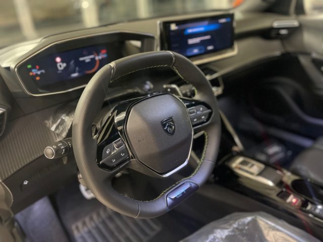 PEUGEOT 2008 usata, con USB