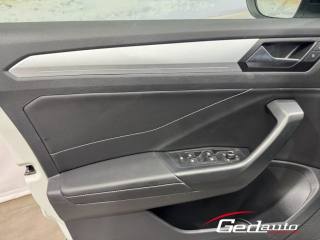 VOLKSWAGEN T-Roc usata, con Controllo trazione