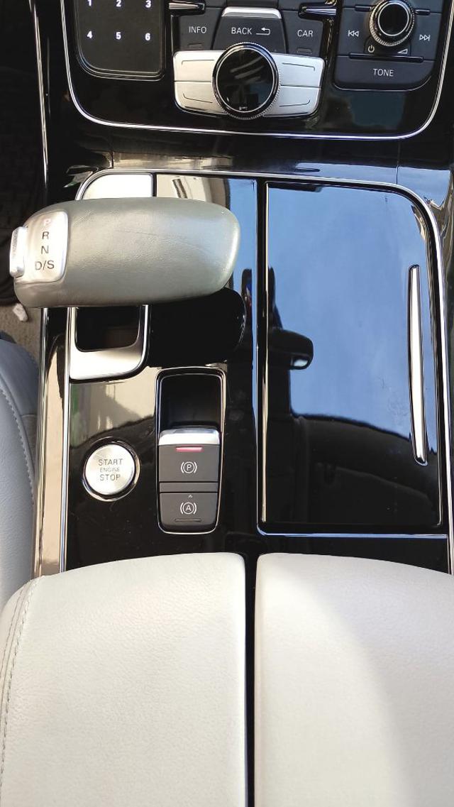 AUDI A8 usata, con Climatizzatore