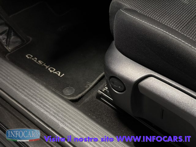 NISSAN Qashqai usata, con Volante in pelle