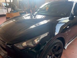 INFINITI Q30 usata, con Airbag