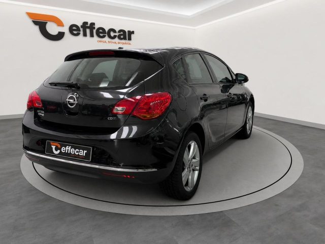 OPEL Astra usata, con ESP