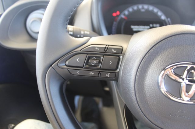 TOYOTA Aygo X usata, con Autoradio digitale