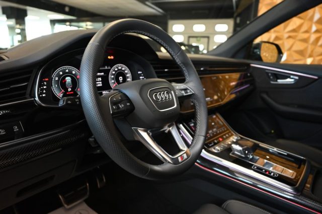 AUDI Q8 usata 37