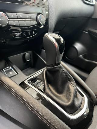 NISSAN Qashqai usata, con Sedile posteriore sdoppiato