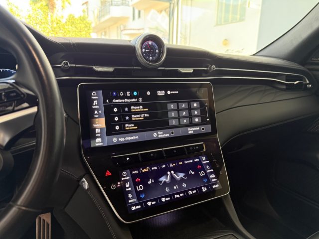 MASERATI Grecale usata, con USB