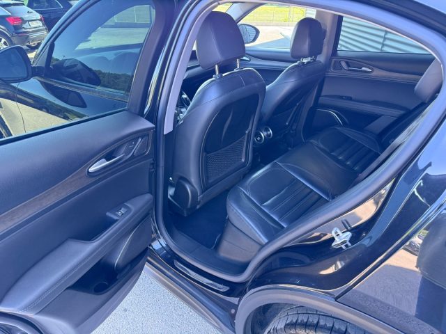 ALFA ROMEO Stelvio usata, con Sedili riscaldati