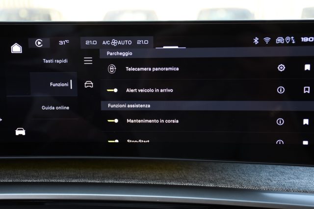 PEUGEOT 3008 usata, con Autoradio digitale