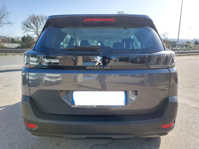 PEUGEOT 5008 usata, con Climatizzatore