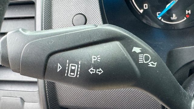 FORD Ranger usata, con Gancio traino