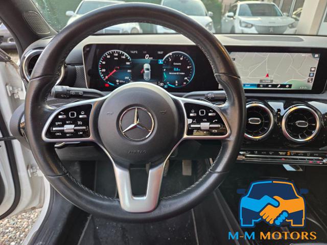 MERCEDES-BENZ A 180 usata, con Controllo automatico clima