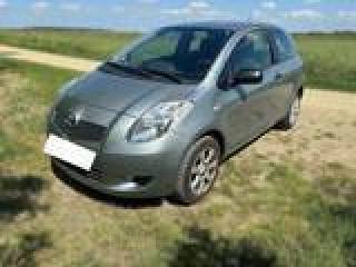 TOYOTA Yaris 1.0 5 porte