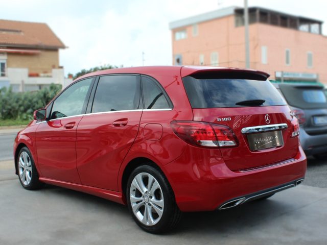 MERCEDES-BENZ B 180 usata, con Autoradio