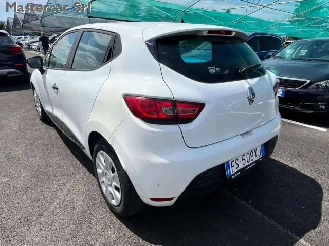 RENAULT Clio usata, con Autoradio